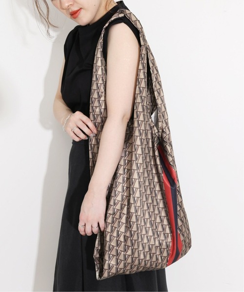 VERMEIL par iena(ヴェルメイユパーイエナ)の「《WEB限定》VERMEIL モノグラムエコバッグ◆(エコバッグ/サブバッグ・レディース・ブラウン/グレー・FREE)」の18枚目の写真