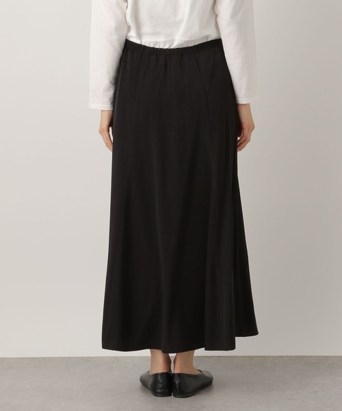 LEPSIM(レプシィム)の「マーメイドロングスカート 266315(スカート・レディース・ブラック/カーキ/ライトパープル/グレイッシュベージュ・MEDIUM/LARGE)」の15枚目の写真