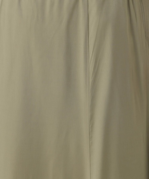 LEPSIM(レプシィム)の「マーメイドロングスカート 266315(スカート・レディース・ブラック/カーキ/ライトパープル/グレイッシュベージュ・MEDIUM/LARGE)」の16枚目の写真