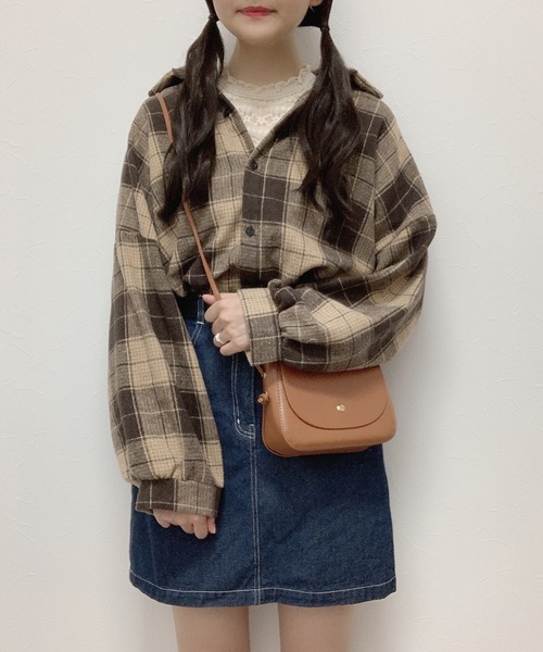 Cham.(チャム)の「色味がかわいいチェックシャツ(シャツ/ブラウス・レディース・ブラウン/ブラック/ネイビー/グレー・F)」の14枚目の写真