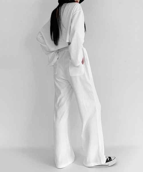 LVEU.（ラブユ.）の「Cropped rib setup / クロップドリブセットアップ（セットアップ・レディース・ホワイト/ブラック・FREE）」の18枚目の写真