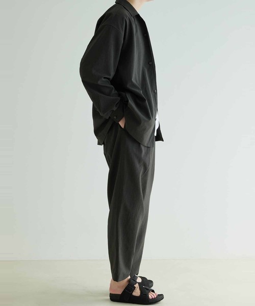 ADAM ET ROPE'(アダムエロペ)の「ワイドシルエット シャツジャケット / 速乾 / 冷感 / イージーケア / ユニセックス(ブルゾン・メンズ・ライトグリーン/イエロー系その他3/ブラック・S/M/L)」の21枚目の写真