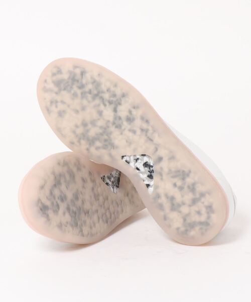 adidas(アディダス)の「《adidas》ADVANCOURTLEAECOW(スニーカー・レディース・ホワイト系その他・23.0cm/23.5cm/24.5cm/25.0cm/24.0cm)」の3枚目の写真