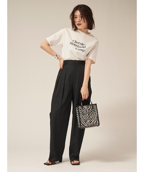 FRAY I.D（フレイアイディー）の「ツータックマットツイルパンツ（その他パンツ・レディース・ブラック/アイボリー/ブルー・1/0）」の10枚目の写真