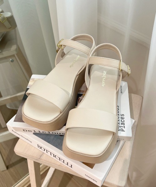 apres jour(アプレジュール)の「厚底サンダル【ZOZOTOWN限定アイテム】(サンダル・レディース・ブラック/アイボリー・LARGE/SMALL/X-LARGE/MEDIUM)」の2枚目の写真