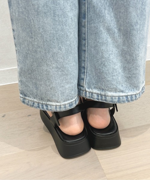apres jour(アプレジュール)の「厚底サンダル【ZOZOTOWN限定アイテム】(サンダル・レディース・ブラック/アイボリー・LARGE/SMALL/X-LARGE/MEDIUM)」の9枚目の写真