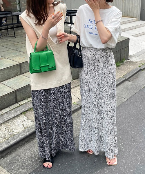 DISCOAT（ディスコート）の「ダルメシアン柄マーメイドスカート（スカート・レディース・ブラック/アイボリー・SMALL/MEDIUM）」の18枚目の写真