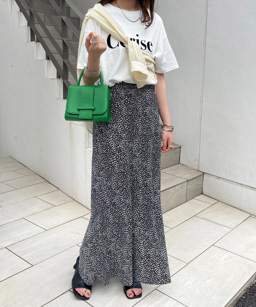 DISCOAT（ディスコート）の「ダルメシアン柄マーメイドスカート（スカート・レディース・ブラック/アイボリー・SMALL/MEDIUM）」の11枚目の写真