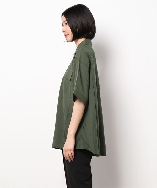 HONEYSUCKLE ROSE（ハニーサックルローズ）の「【HONEYSUCKLE ROSE】サファリビッグシャツ（シャツ/ブラウス・レディース・オフホワイト/カーキブラウン・M/L）」の3枚目の写真