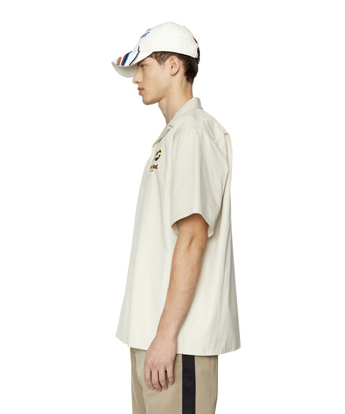 DIESEL(ディーゼル)の「メンズ シャツ 半そで バックプリント(シャツ/ブラウス・メンズ・ホワイト/パープル・SMALL/MEDIUM/LARGE/X-LARGE/XX-LARGE/X-SMALL)」の4枚目の写真