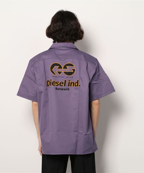 DIESEL(ディーゼル)の「メンズ シャツ 半そで バックプリント(シャツ/ブラウス・メンズ・ホワイト/パープル・SMALL/MEDIUM/LARGE/X-LARGE/XX-LARGE/X-SMALL)」の18枚目の写真