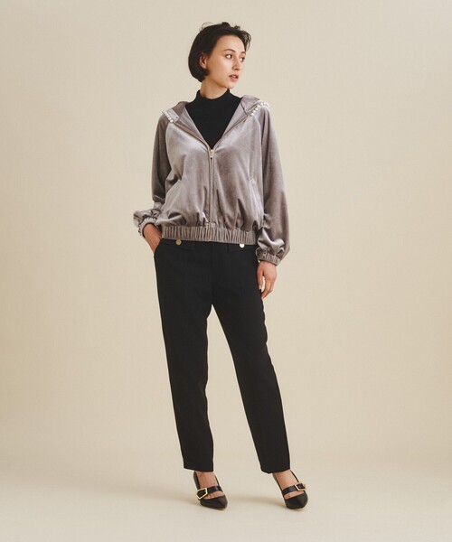 GRACE CLASS(グレースクラス)の「トリアセベロアフーディ(パーカー・レディース・ブラック/グレー・36)」の1枚目の写真