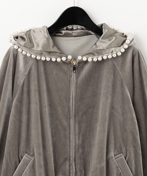 GRACE CLASS(グレースクラス)の「トリアセベロアフーディ(パーカー・レディース・ブラック/グレー・36)」の17枚目の写真