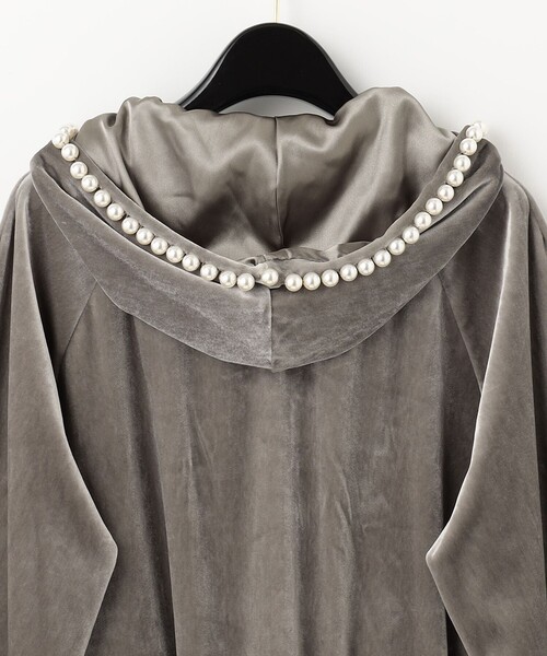 GRACE CLASS(グレースクラス)の「トリアセベロアフーディ(パーカー・レディース・ブラック/グレー・36)」の12枚目の写真