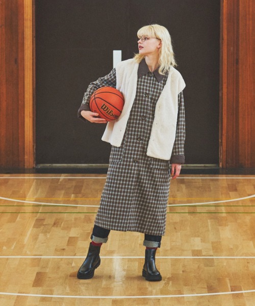 MERLOT(メルロー)の「ファーベスト(ベスト・レディース・ブラウン/アイボリー/キャメル・FREE)」の12枚目の写真