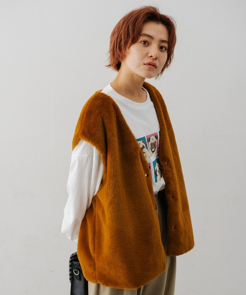 MERLOT(メルロー)の「ファーベスト(ベスト・レディース・ブラウン/アイボリー/キャメル・FREE)」の21枚目の写真