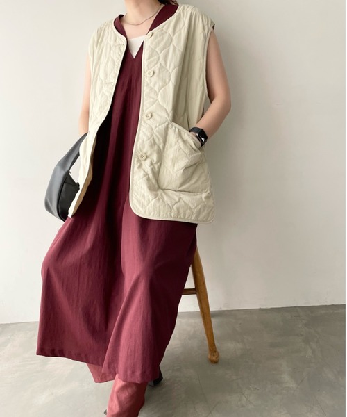 LOWRYS FARM（ローリーズファーム）の「キルティングベスト　299889（その他アウター・レディース・アイボリー/ベージュ/カーキ/ブラック・FREE）」の10枚目の写真