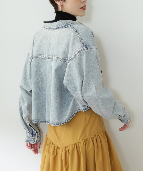 N.(N. Natural Beauty Basic)(エヌエヌナチュラルビューティーベーシック)の「◆ショートデニムシャツ(シャツ/ブラウス・レディース・インディゴブルー/ブルー系その他・MEDIUM)」の5枚目の写真