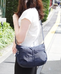 kipling（キプリング）の「【kipling】キプリング　Basic　IZELLAH　ショルダーバッグ（ショルダーバッグ）」