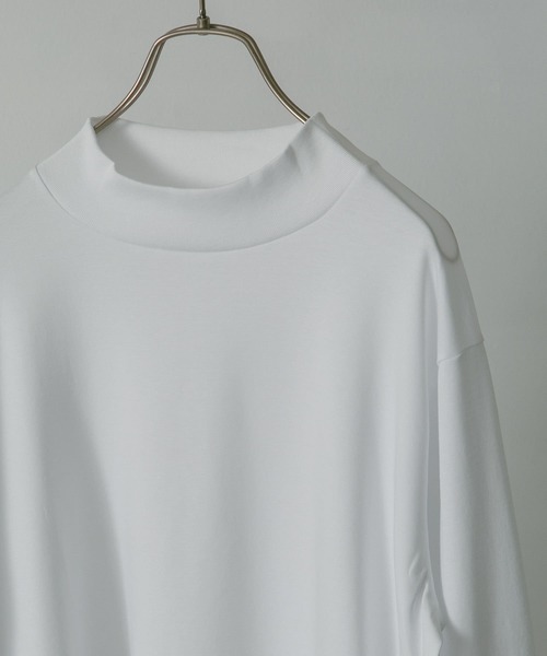 URBAN RESEARCH DOORS（アーバンリサーチドアーズ）の「LIFE STYLE TAILOR　シルケットポンチストレッチモック長袖Tシャツ（Tシャツ/カットソー・メンズ・ホワイト・MEDIUM/LARGE）」の2枚目の写真