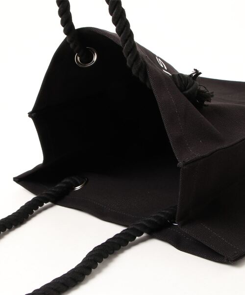 MOUSSY（マウジー）の「MOUSSY SOUVENIR ショッパー（トートバッグ・レディース・ブラック/ホワイト・FREE）」の22枚目の写真