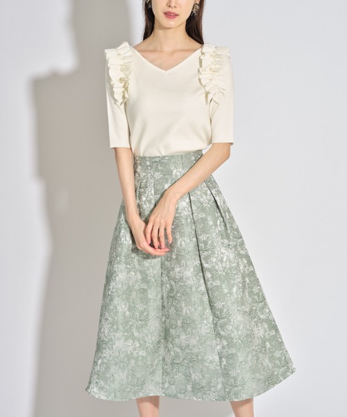 フラワージャガードタックフレアスカート　クイーンズコート　新品タグ tocco closet（トッコ クローゼット）の「ポケット付きフラワー