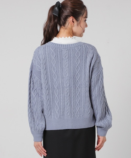 Honeys（ハニーズ）の「ケーブル編Ｖカーデ（カーディガン/ボレロ・レディース・ブラック/ベージュ/レッド/サックスブルー/ピンク/グリーン/アイボリー/モカ・S/M/L）」の15枚目の写真