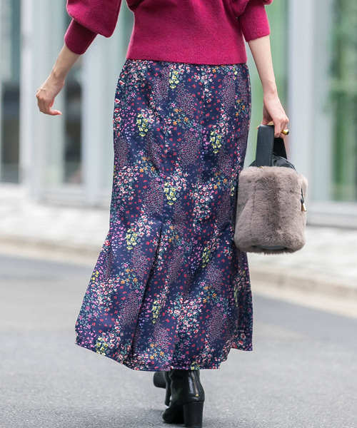 URBAN RESEARCH ROSSO(アーバンリサーチロッソ)の「【hareko×ROSSO】ランダムフラワープリントスカート(スカート・レディース・アイボリー/ネイビー・36/38)」の17枚目の写真