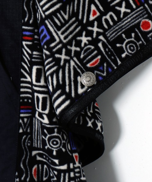 チャイハネ（チャイハネ）の「【チャイハネ】Amina×grn ヘキソナMEN'Sポンチョ（ポンチョ・メンズ・ブラック/ライトブルー/ベージュ・FREE）」の4枚目の写真