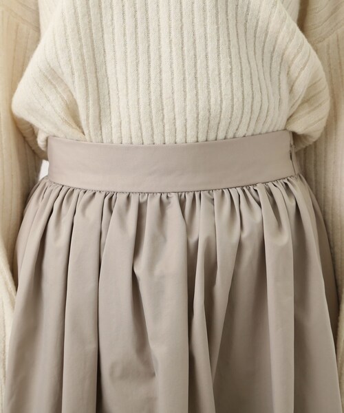 THE SHOP TK （ザ ショップ ティーケー ）の「◆【ONOFF活躍/洗える】シャンブレータフタギャザースカート（スカート・レディース・ブルー/ライトベージュ・11/12/13）」の15枚目の写真