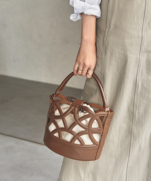 LE TALON（ルタロン）の「LE TALON ラウンドカッティングバッグ（トートバッグ・レディース・チャコールグレー/ブラウン・FREE）」の2枚目の写真