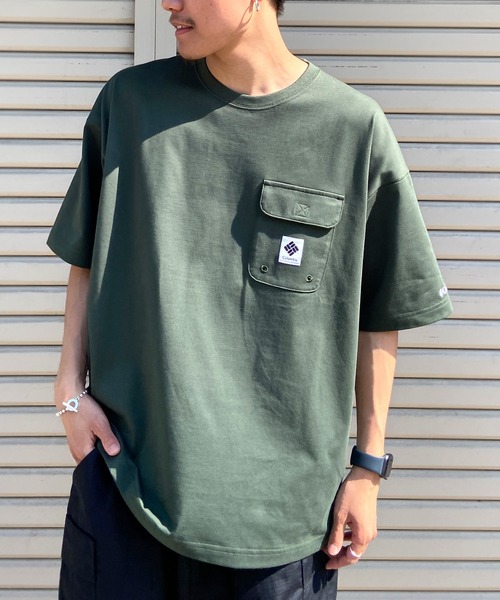 Columbia（コロンビア）の「【展開店舗限定アイテム】columbia/コロンビア インペリアルパーク ワンポイント ワイドシルエット/オーバーサイズ ポケットTシャツ/半袖Tシャツ PM0734（Tシャツ/カットソー・メンズ・ブラック/ホワイト/グリーン/ベージュ・M/L/XL）」の4枚目の写真