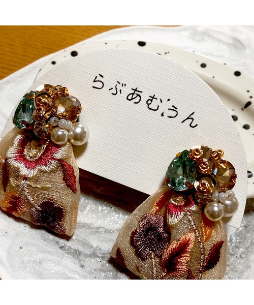 tone(トーン)の「【LoveAmooN】gorgeous13 (MA)(ピアス(両耳用)・レディース・シルバー・FREE)」の2枚目の写真