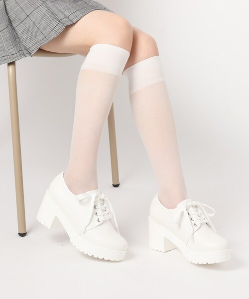cs T&P(シーエスティーアンドピー)の「レースアップ厚底パンプス(パンプス・レディース・ホワイト/ブラック・S/M/L/LL)」の14枚目の写真