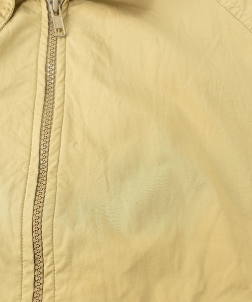 BURBERRY（バーバリー）の「【ヴィンテージ古着】Burberry / バーバリー スイングトップ チンストラップ付（ブルゾン・メンズ・ベージュ・46）」の9枚目の写真