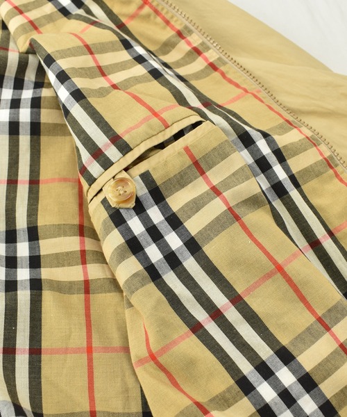 BURBERRY（バーバリー）の「【ヴィンテージ古着】Burberry / バーバリー スイングトップ チンストラップ付（ブルゾン・メンズ・ベージュ・46）」の14枚目の写真
