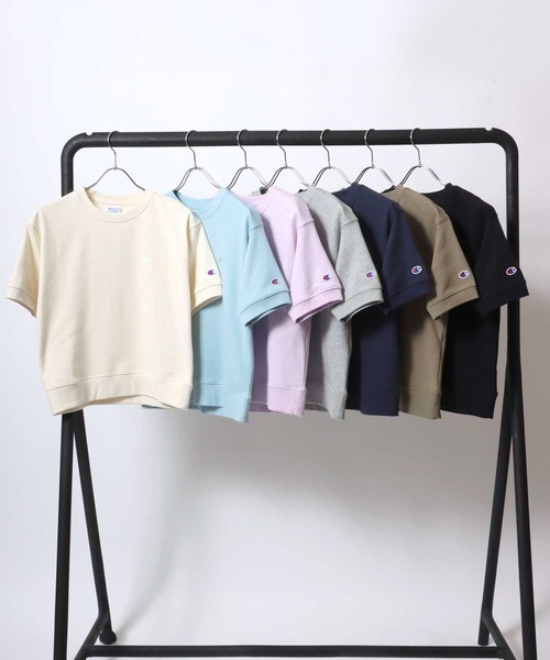 Champion(チャンピオン)の「Champion(チャンピオン)ブランドワンポイントロゴ半袖スウェットトレーナー(スウェット・レディース・ライトパープル/グレー/ライトブルー/ブラック/ホワイト/ネイビー/カーキ・M/L)」の18枚目の写真