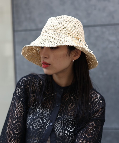 COLONY 2139（コロニートゥーワンスリーナイン）の「手編みつば広ペーパーハット（ハット・レディース・ライトベージュ/ベージュ/ブラック/モカ・FREE）」の18枚目の写真