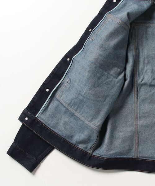 Calvin Klein Jeans（カルヴァンクラインジーンズ）の「Calvin Klein Standards（カルバンクラインスタンダーズ）CK Standards ユーティリティデニムジャケット/unisex（デニムジャケット・メンズ・ブルー・M/XL）」の3枚目の写真