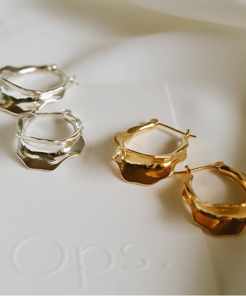 Ops.（オプス）の「ピアスフープ 金属アレルギー対応  シルバー925 フープピアス ボリューム ピアス【LEPATTA レパッタ】（ピアス（両耳用）・レディース・シルバー/イエローゴールド・ONE SIZE）」の14枚目の写真