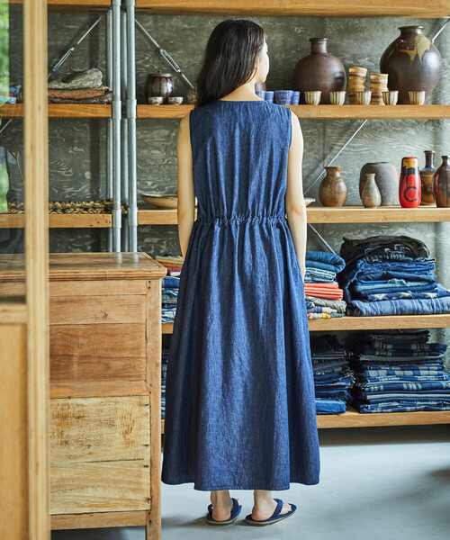 orSlow(オアスロウ)の「orSlow | デニム スナップボタンワンピース WOMEN(ワンピース・レディース・インディゴブルー・F)」の7枚目の写真