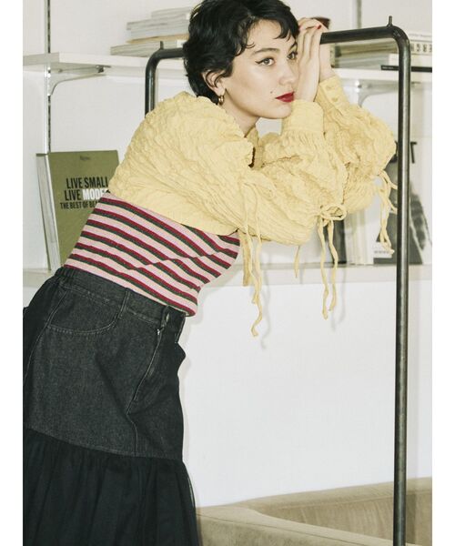 jouetie(ジュエティ)の「2WAYマムルークスリーブトップス(カーディガン/ボレロ・レディース・オフホワイト/ブラック・MEDIUM)」の21枚目の写真