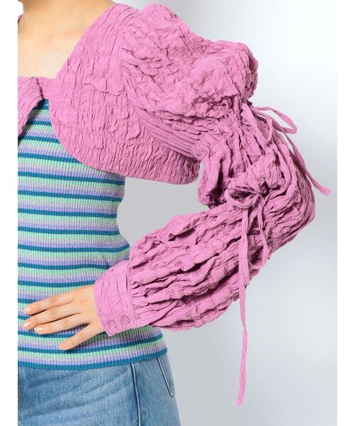 jouetie(ジュエティ)の「2WAYマムルークスリーブトップス(カーディガン/ボレロ・レディース・オフホワイト/ブラック・MEDIUM)」の14枚目の写真