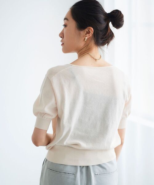 le.coeur blanc(ルクールブラン)の「カシュクールニットプルオーバー(ニット/セーター・レディース・アイボリー/キャメル/ブラック・38)」の11枚目の写真