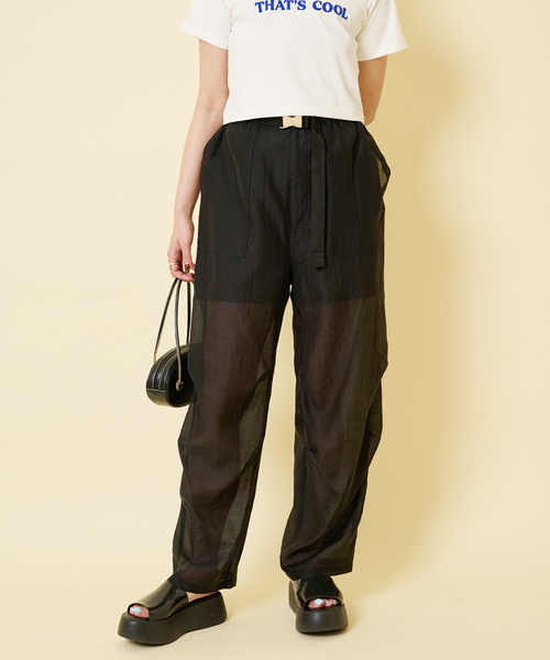 U by SPICK&SPAN（ユーバイスピックアンドスパン）の「シアーナイロンバックルベイカー（その他パンツ・レディース・ホワイト/ブラック・FREE）」の4枚目の写真