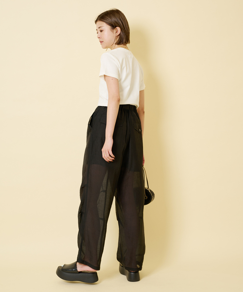 U by SPICK&SPAN（ユーバイスピックアンドスパン）の「シアーナイロンバックルベイカー（その他パンツ・レディース・ホワイト/ブラック・FREE）」の10枚目の写真