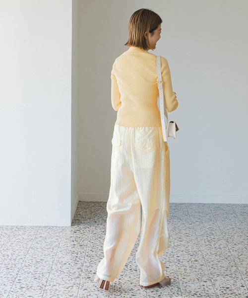 U by SPICK&SPAN（ユーバイスピックアンドスパン）の「シアーナイロンバックルベイカー（その他パンツ・レディース・ホワイト/ブラック・FREE）」の20枚目の写真