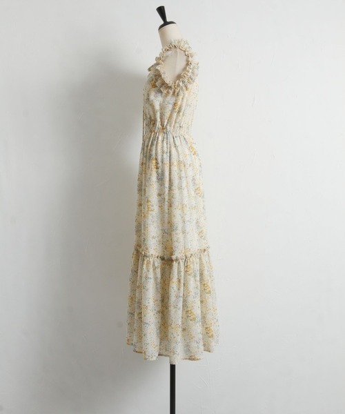 tocco closet（トッコ　クローゼット）の「リボン付きフリル装飾アートフラワープリントティアードワンピース（ワンピース・レディース・ライトイエロー/ブルー・M）」の16枚目の写真