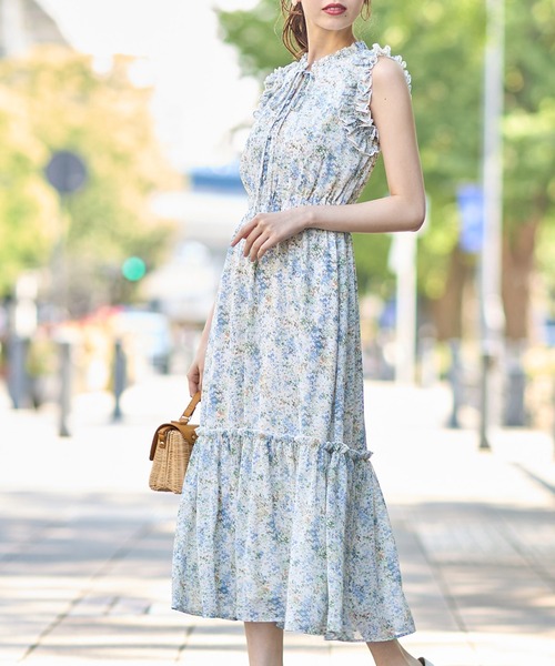 tocco closet（トッコ　クローゼット）の「リボン付きフリル装飾アートフラワープリントティアードワンピース（ワンピース・レディース・ライトイエロー/ブルー・M）」の6枚目の写真