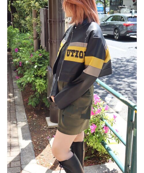 EVRIS（エヴリス）の「フェイクレザークロップドブルゾン（ブルゾン・レディース・ブラック/ボルドー・FREE）」の10枚目の写真